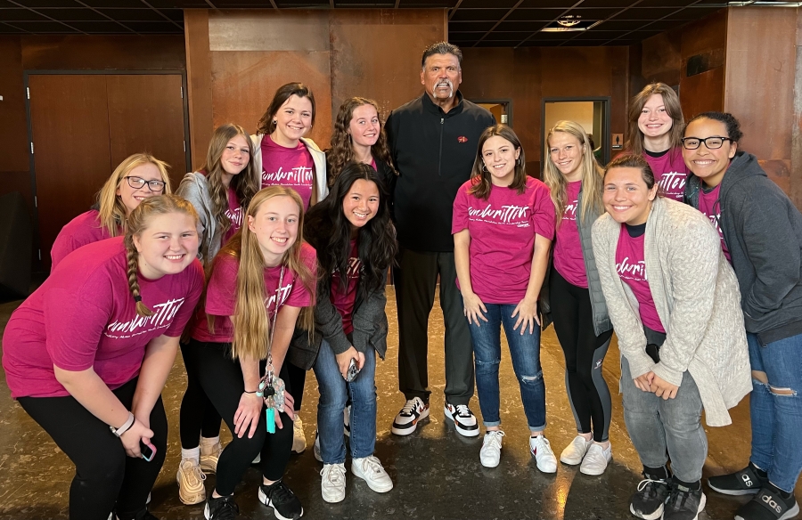 Taylor High School Student Council leaders and Anthony Munoz